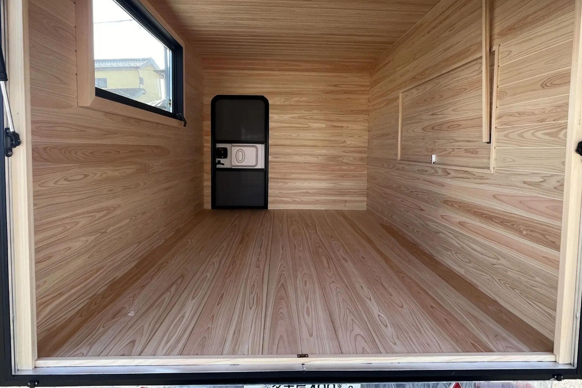 トレーラーハウス 小屋 キャンプ サウナ 木製 檜 ヒノキ けん引免許不要 アウトドア 別荘