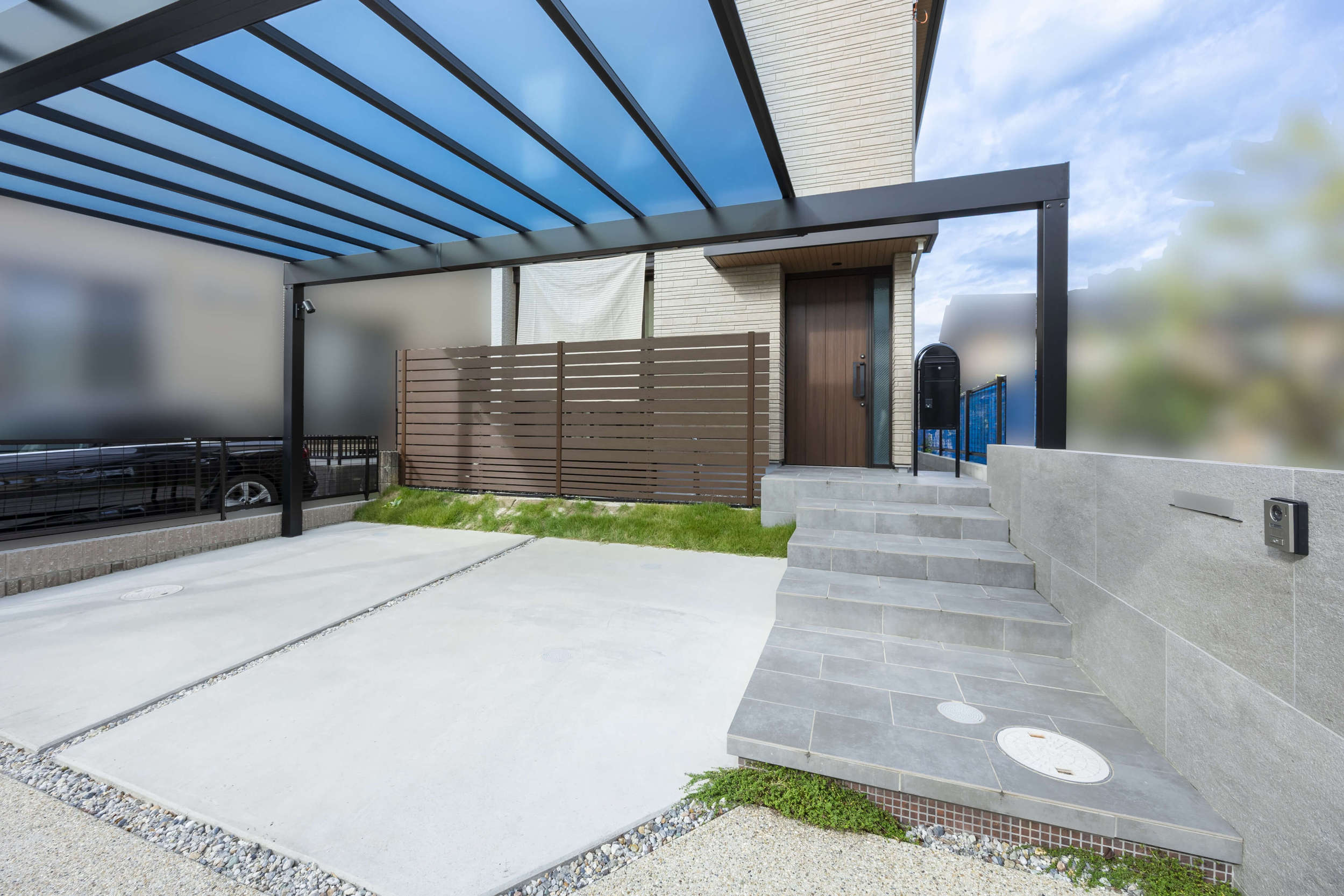 愛知 名古屋 みよし 三越 おすすめ 外構 新築外構 ガーデンデザイン エクステリア カーポート 口コミ おしゃれ かわいい 高級感 ゲート