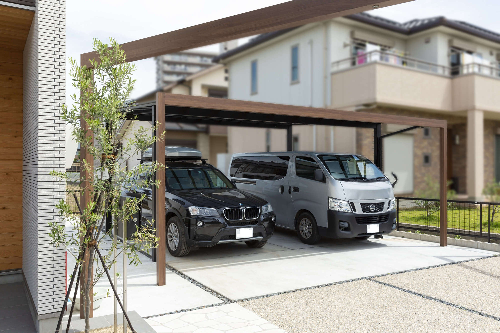 駐車場 駐車スペース アーチ ＋G アプローチ