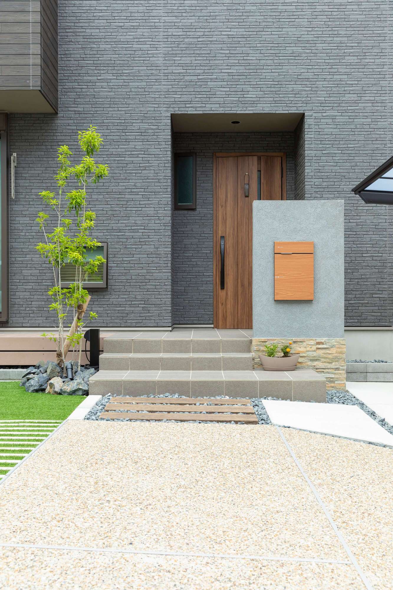 アールプランナー 新築外構 エクステリア ユニソン ＵＮＩＳＯＮ 緑化ブロック おしゃれ かっこいい 宅配ボックス