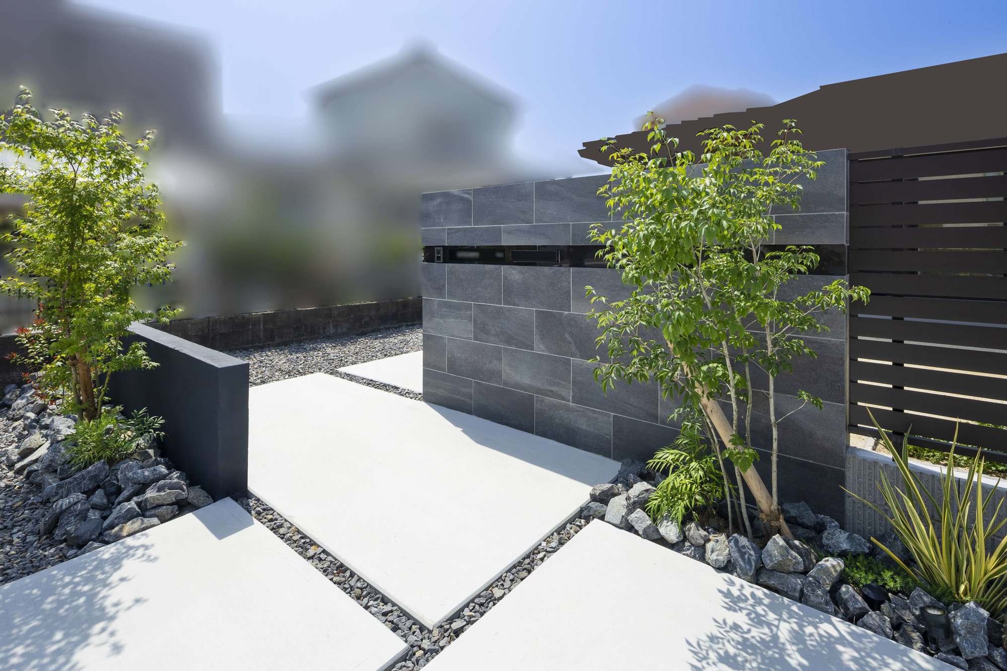 新築外構 シンプルモダン おしゃれ かっこいい 平屋住宅 アイ工務店 エクステリア 外構デザイン 愛知県 名古屋市 フェンス 目隠し