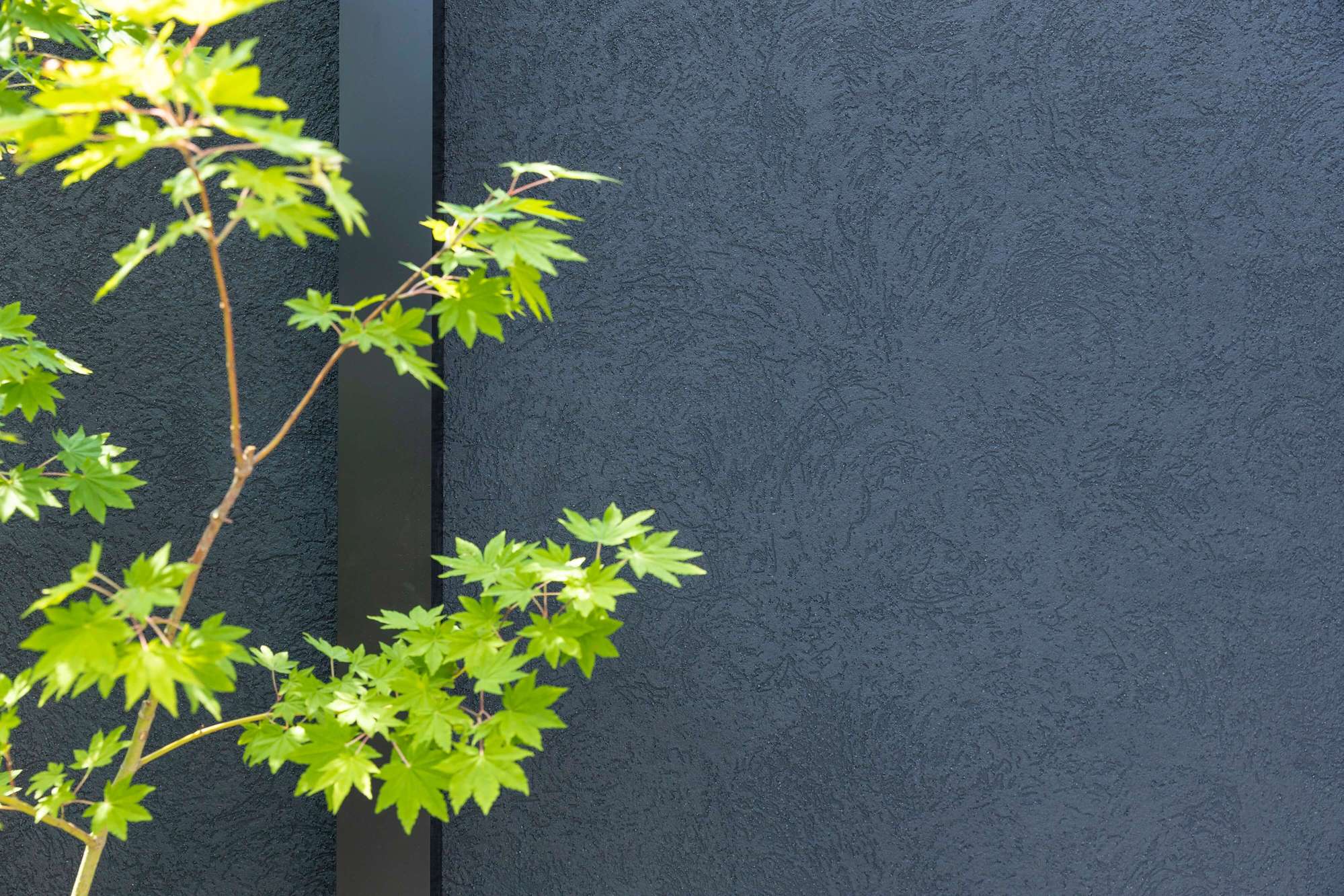 愛知県 名古屋市 新築外構 積水ハウス エクステリア デザイン おしゃれ 高級感 ガレージ シャッターゲート 防犯対策  LIXIL YKKap