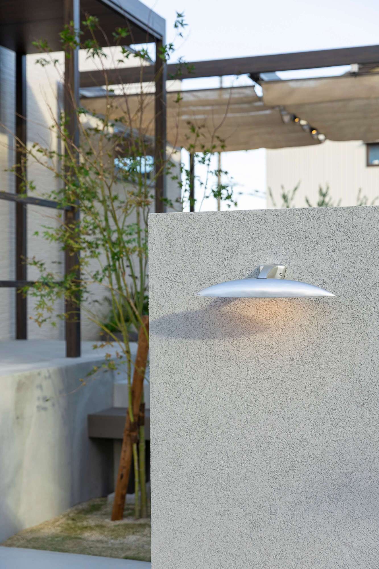 愛知県 新築外構 施工例 リゾート 外構 ガーデン トレーラーハウス レンタルスペース 別荘 パーゴラ ウッドデッキ おしゃれ ガーデンデザイン