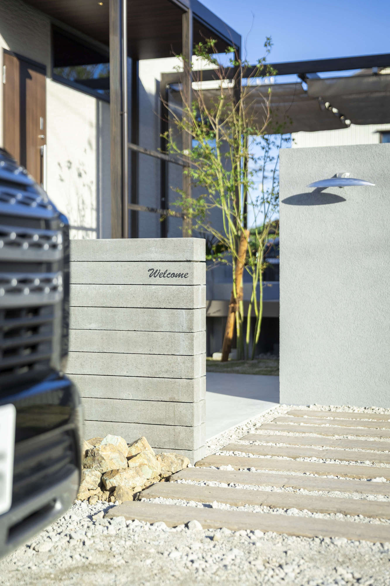 愛知県 新築外構 施工例 リゾート 外構 ガーデン トレーラーハウス レンタルスペース 別荘 パーゴラ ウッドデッキ おしゃれ ガーデンデザイン