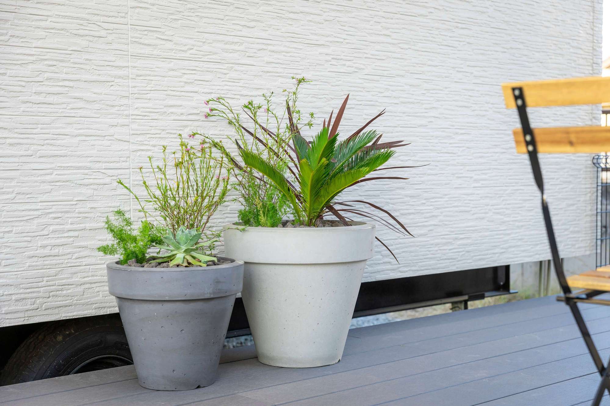 愛知県 新築外構 施工例 リゾート 外構 ガーデン トレーラーハウス レンタルスペース 別荘 パーゴラ ウッドデッキ おしゃれ ガーデンデザイン