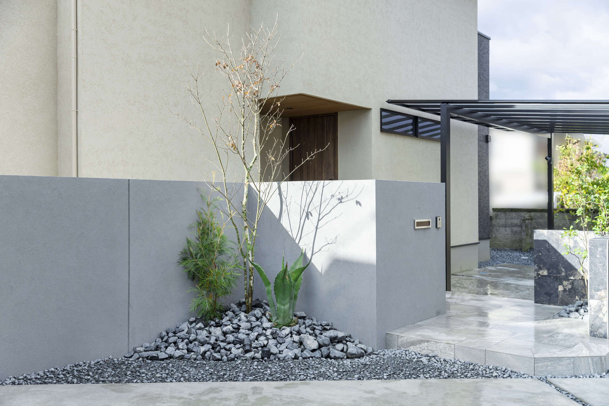 愛知県 名古屋市 一宮市 新築外構 おしゃれ かっこいい ドライガーデン タイル 高級感 住友林業