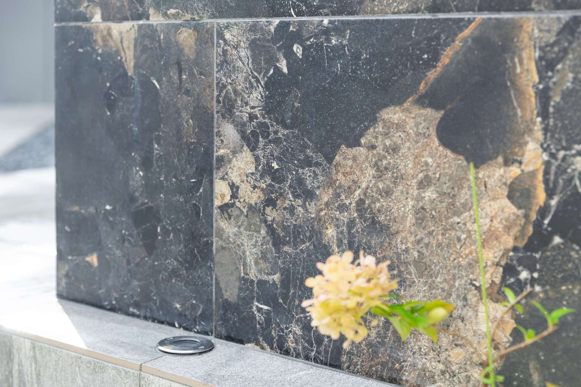 愛知県 名古屋市 一宮市 新築外構 おしゃれ かっこいい ドライガーデン タイル 高級感 住友林業