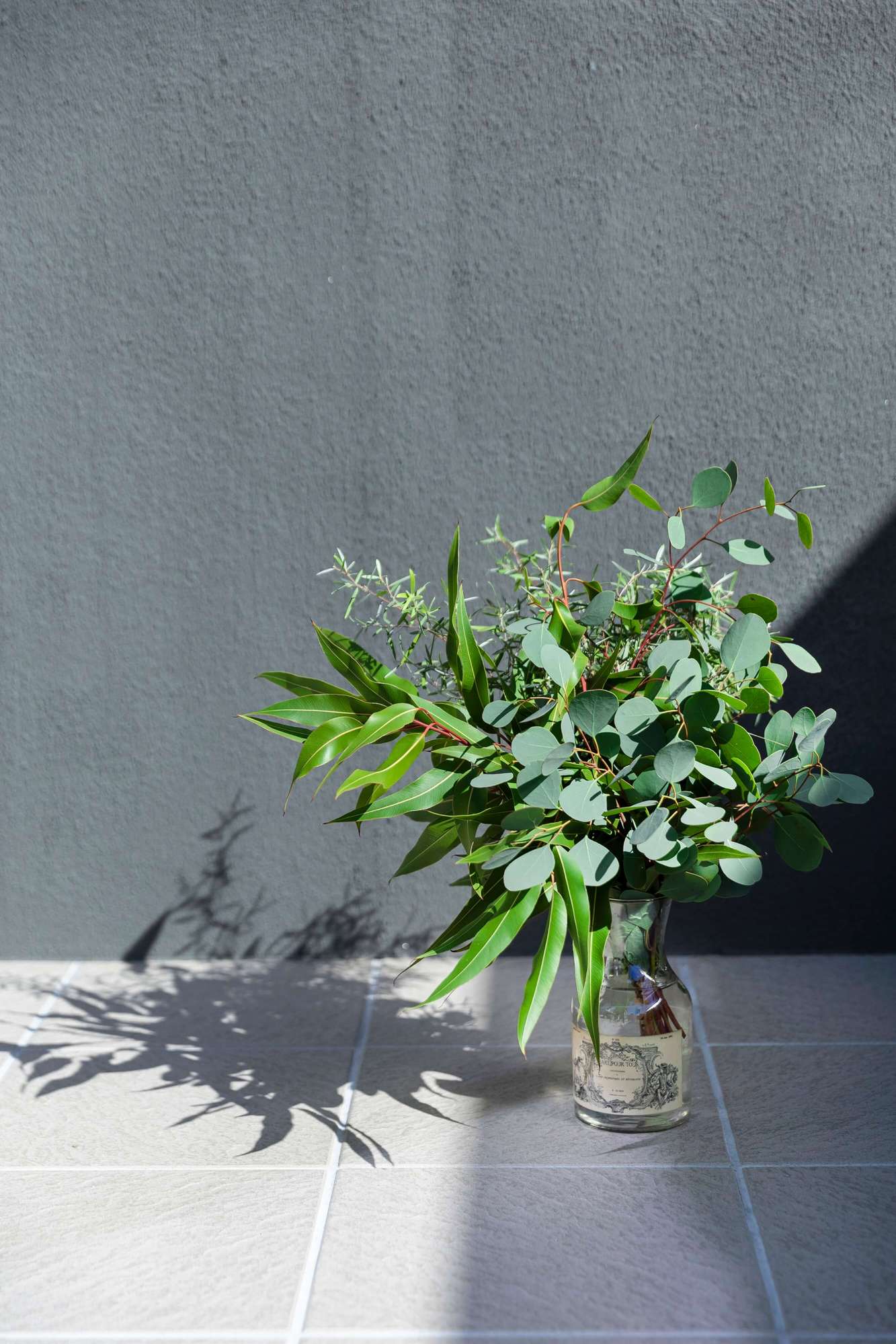 リフォーム リフォーム外構 外構リフォーム 愛知県 名古屋市 刈谷市 ガーデンデザイン ガーデンリビング ガーデンリフォーム カーポート おしゃれ かっこいい 高級感 タイルテラス ガーデンリビング