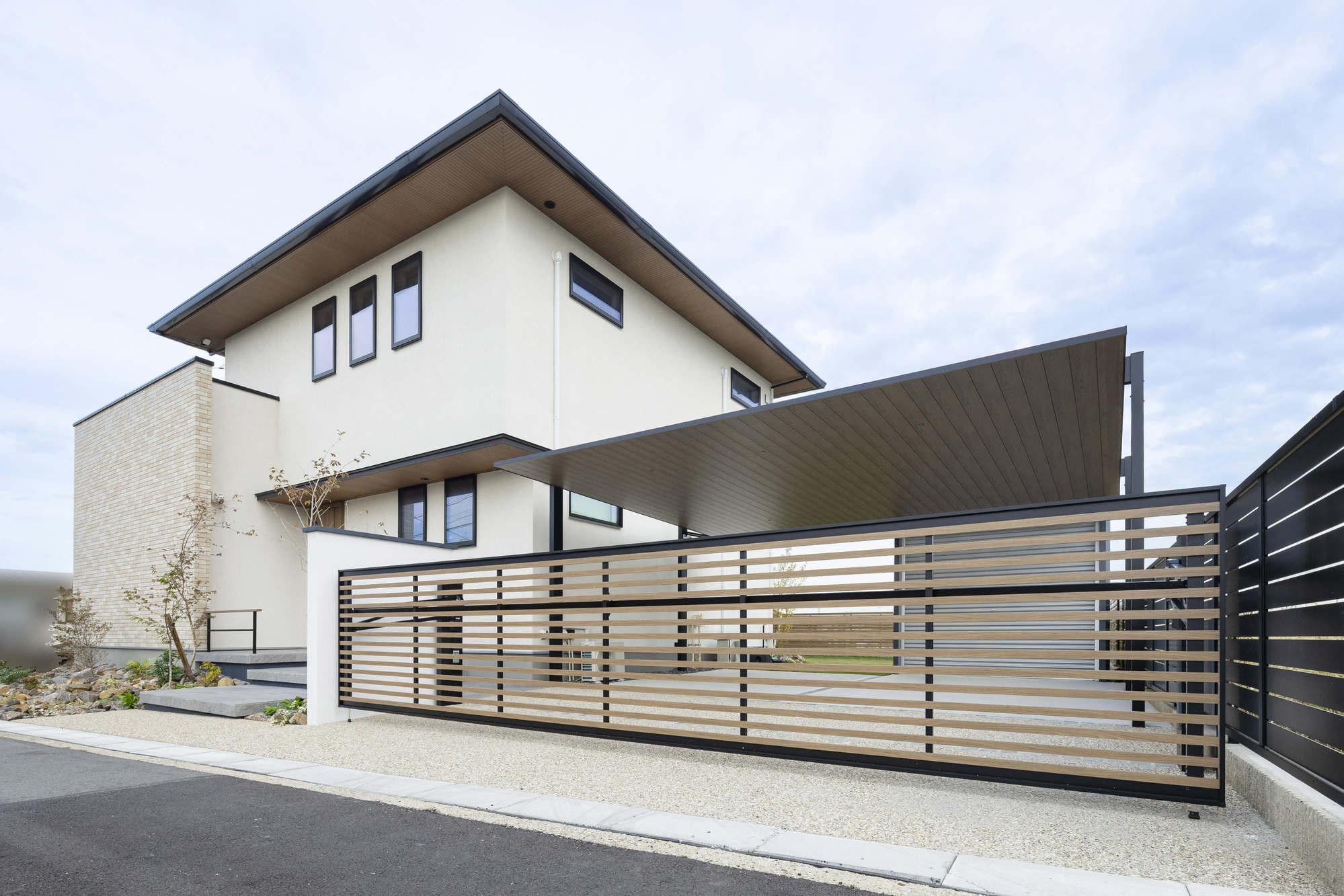 住友林業 新築外構 エクステリア 外構 デザイン ガーデンデザイン おしゃれ かっこいい ナチュラルモダン カーポート カーゲート 愛知県 名古屋市