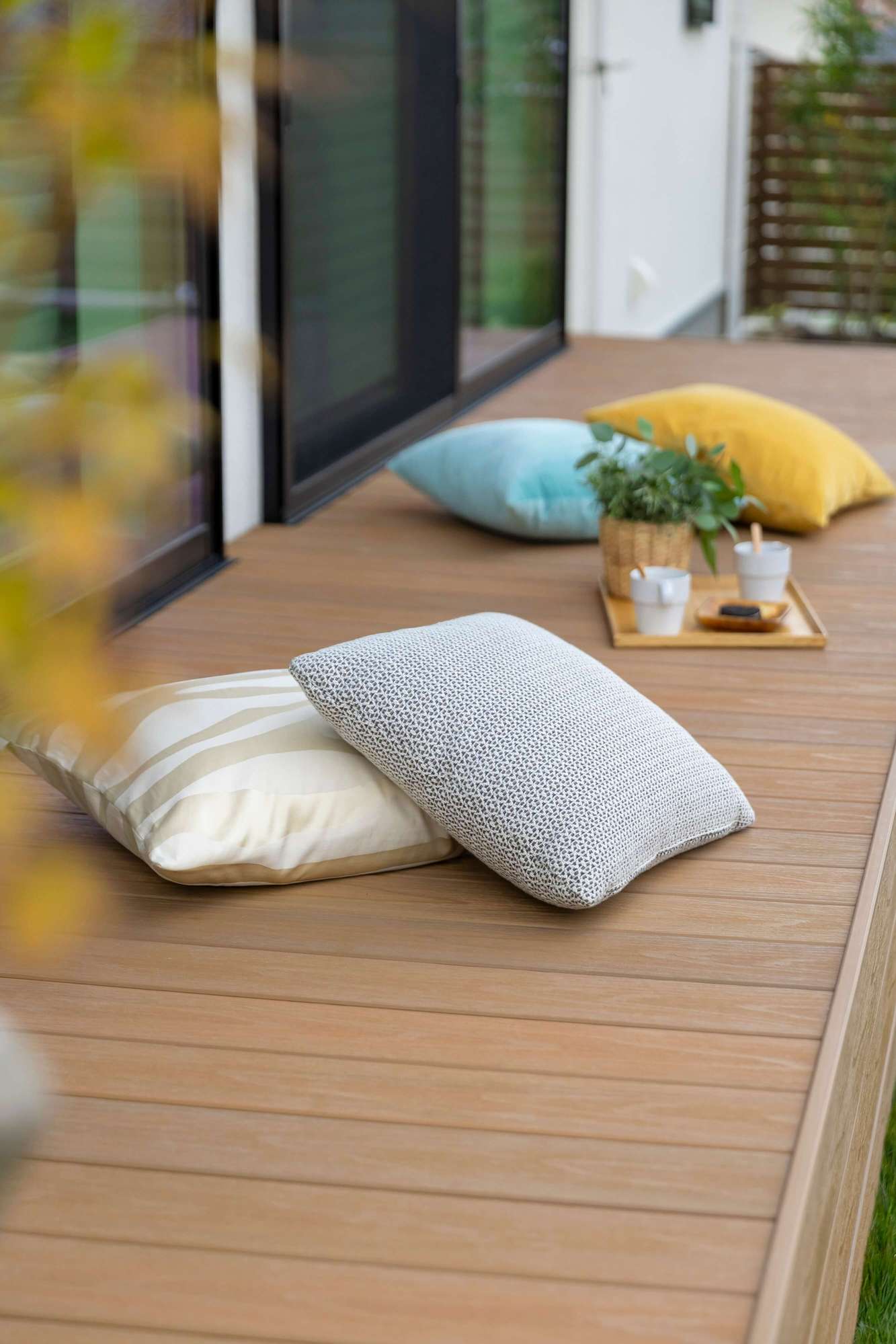 住友林業 新築外構 エクステリア 外構 デザイン ガーデンデザイン おしゃれ かっこいい ナチュラルモダン カーポート カーゲート 愛知県 名古屋市 芝生 ウッドデッキ