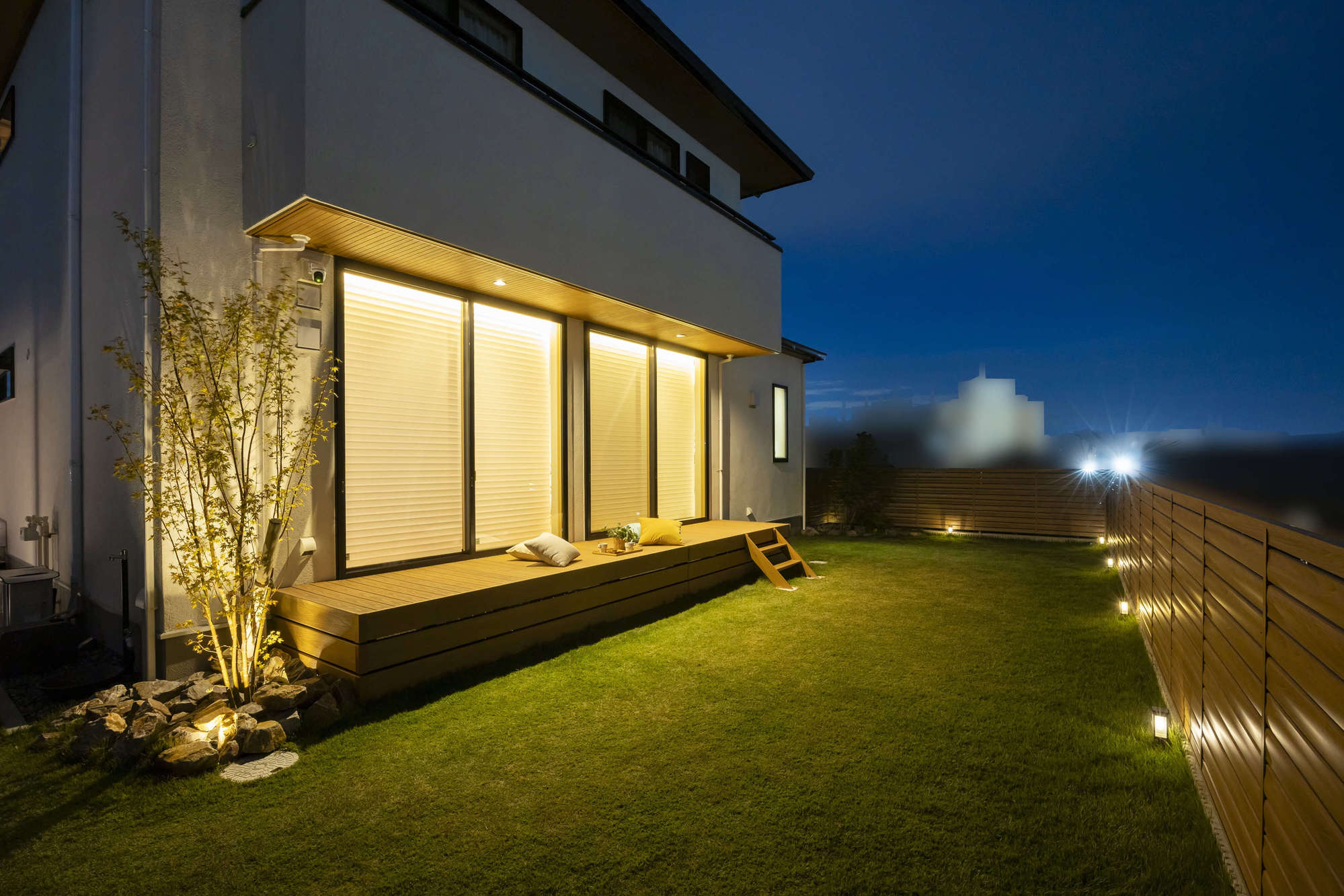 住友林業 新築外構 エクステリア 外構 デザイン ガーデンデザイン おしゃれ かっこいい ナチュラルモダン カーポート カーゲート 愛知県 名古屋市 芝生 ウッドデッキ