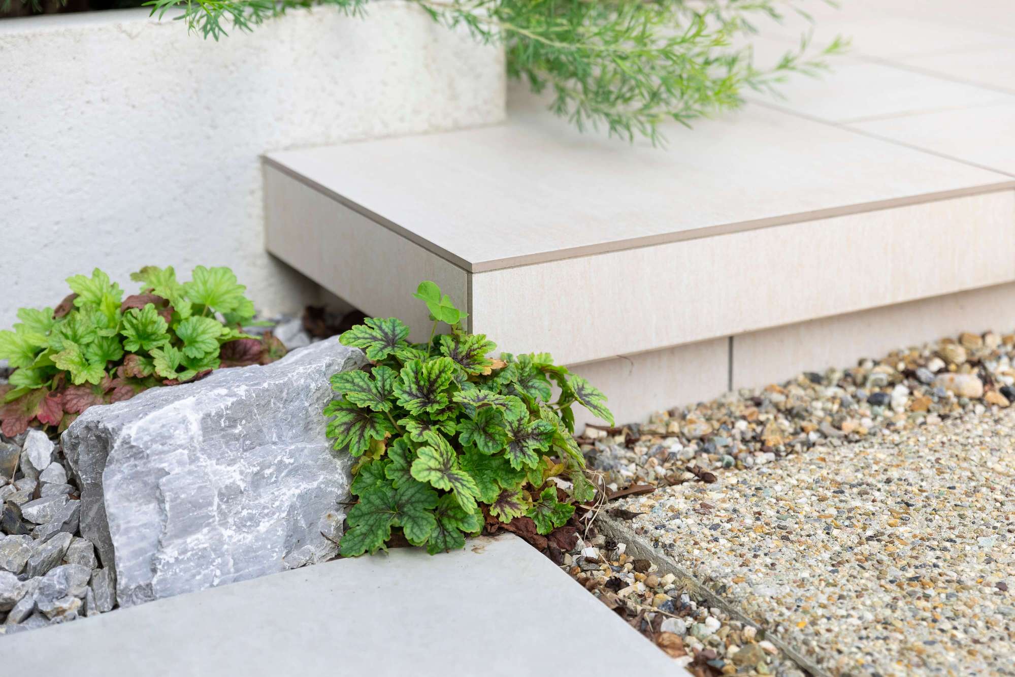 三井ホーム 新築外構 外構 フェンス ナチュラル デザイン エクステリア 自然石 サイクルポート 植栽 かわいい 愛知県 名古屋市