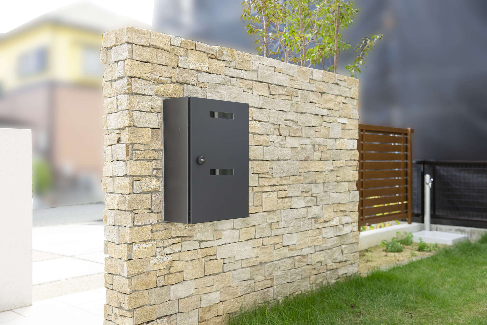 三井ホーム 新築外構 外構 フェンス ナチュラル デザイン エクステリア 自然石 サイクルポート 植栽 かわいい 愛知県 名古屋市