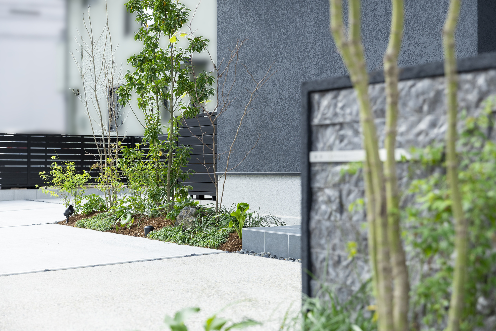 愛知県 名古屋市 新築外構 エクステリアデザイン 住友林業 角地 人工芝 ガーデンデザイン おしゃれ かっこいい モダン 和モダン ナチュラル 植栽