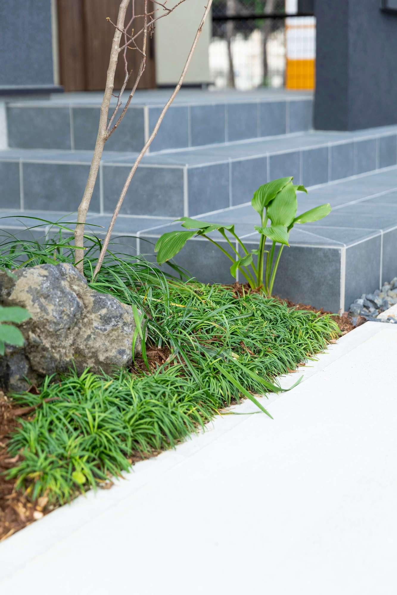 愛知県 名古屋市 新築外構 エクステリアデザイン 住友林業 角地 人工芝 ガーデンデザイン おしゃれ かっこいい モダン 和モダン ナチュラル 植栽