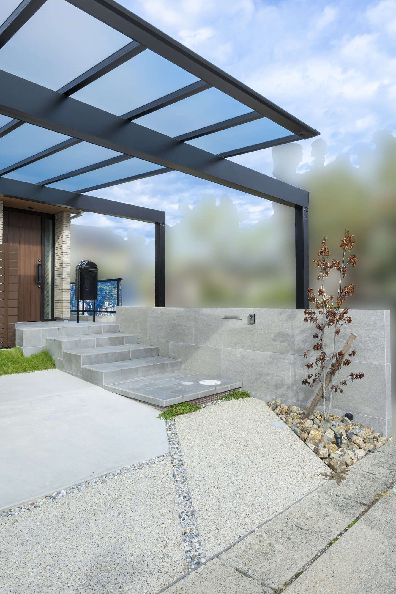 愛知県 名古屋 新築外構 ミサワホーム エクステリアデザイン ガーデンデザイン 門塀 カーポート 芝生 法面