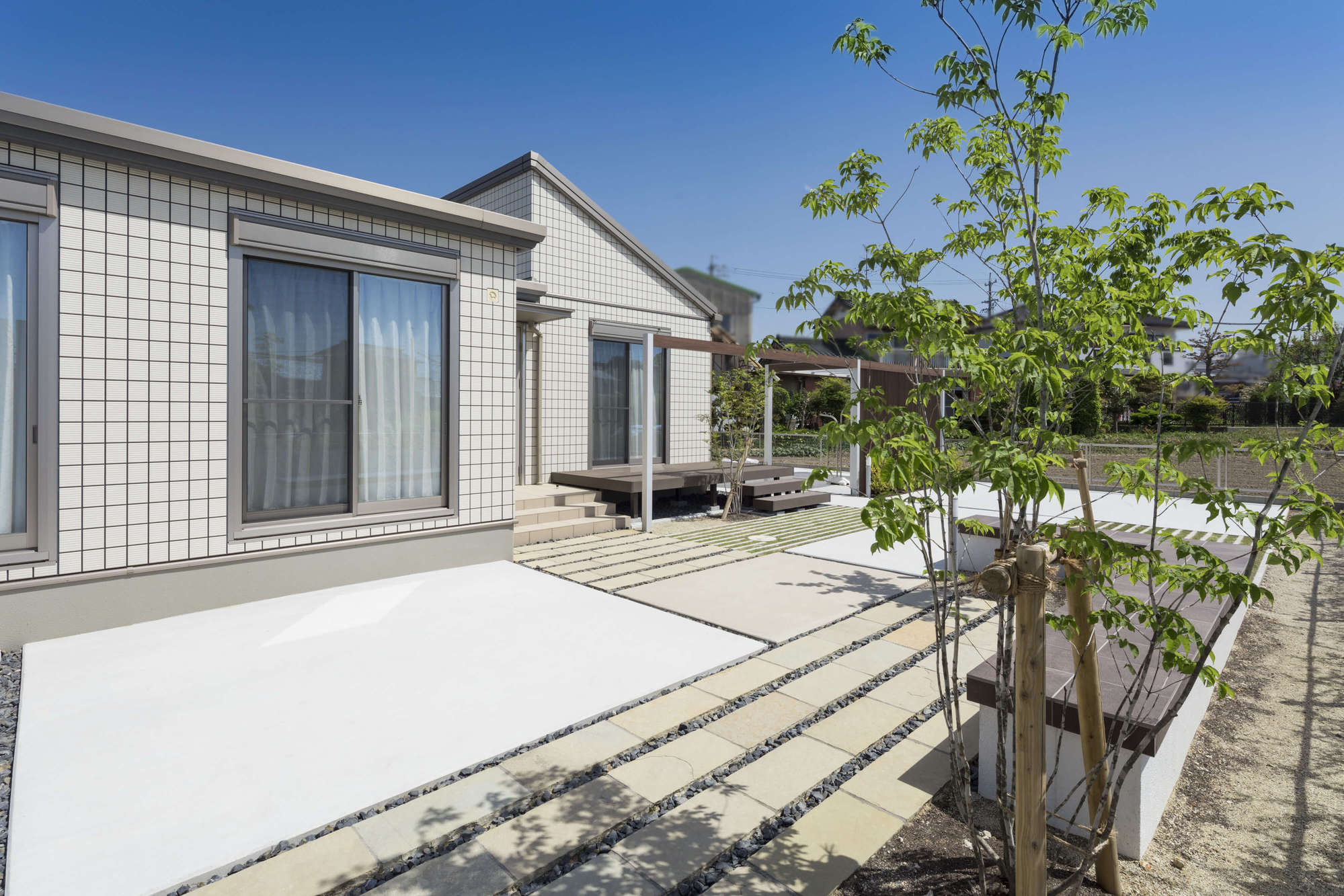 https://www.dsgarden.jp/work/Renovation/regaikou-05273-3/