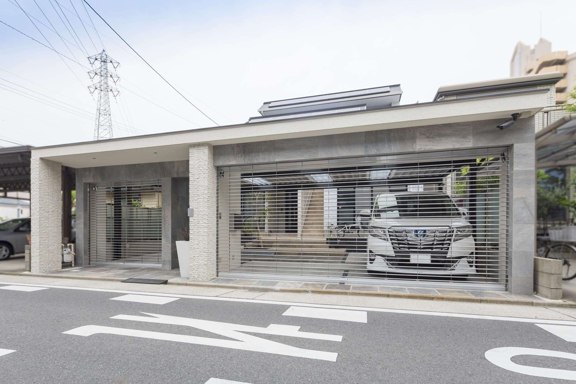 クローズド駐車場つきの大型ゲートプラン 愛知県名古屋市外構 エクステリアのディーズガーデン 愛知県名古屋市 外構 エクステリア とお庭工事はディーズガーデン