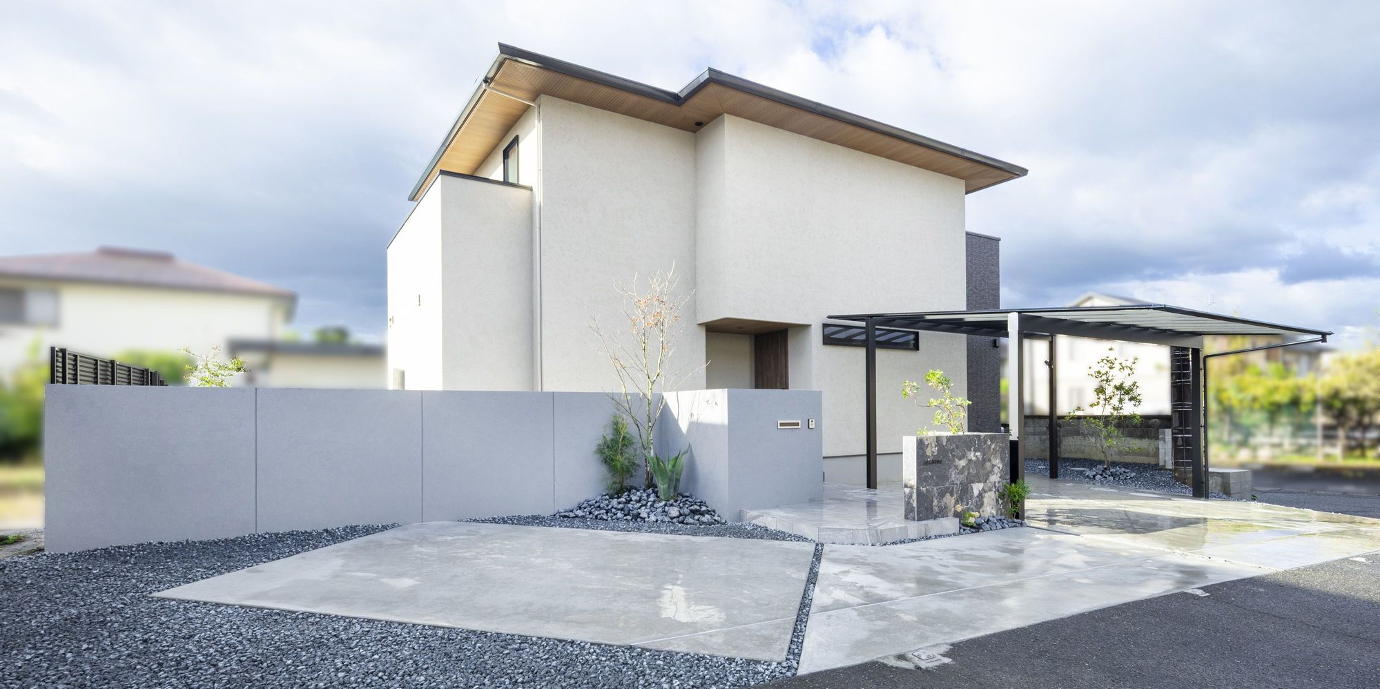 愛知県 名古屋市 一宮市 施工例 住友林業 タイル 新築外構 エクステリア カーポート ウッドデッキ おしゃれ かっこいい 高級感