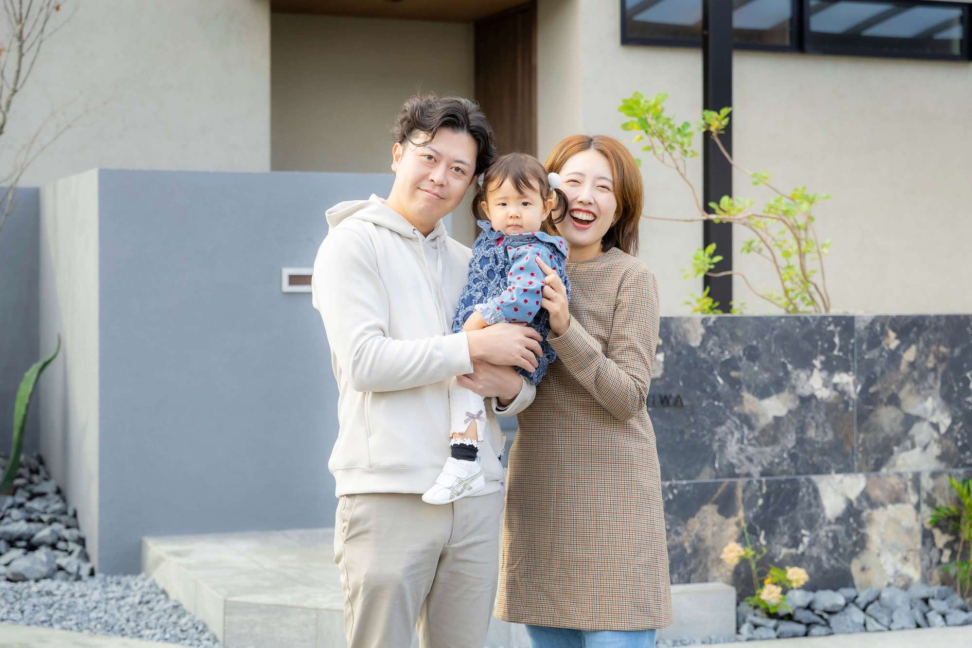 愛知県 名古屋市 一宮市 施工例 住友林業 タイル 新築外構 エクステリア カーポート ウッドデッキ おしゃれ かっこいい 高級感 口コミ おすすめ